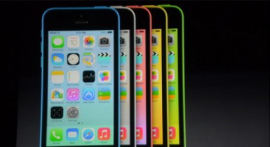 Apple не собирается сохранять отпечатки пальцев пользователя iPhone 5S.