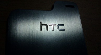 HTC сократила штат американского подразделения на 20%, акции компании обвалились на 4%.