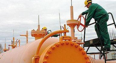 Кабмин требует от губернаторов расчета по долгам за газ до 15 октября.
