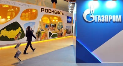 «Роснефть» продолжает отбирать у «Газпрома» крупных потребителей.
