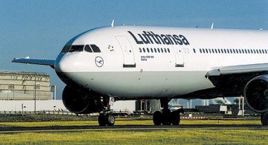 Чистая прибыль Lufthansa в III квартале 2013 г. сократилась на 30%.