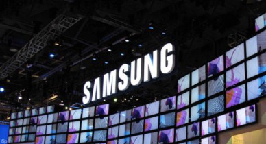 Samsung планирует начать производство гибких смартфонов в 2015 году.