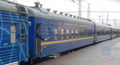Открыта продажа билетов на дополнительный поезд Харьков - Ужгород.