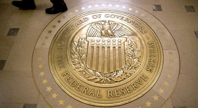 ФРС США в январе начнет сокращать программу стимулирования.