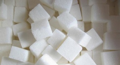 Регионалы предлагают снизить импортную пошлину на сахар с 50% до 5%.