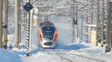 «Укрзализныця» на неопределенный срок сняла с эксплуатации скоростные поезда Hyundai.