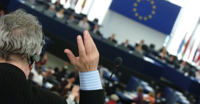ЕС утвердил меры о замораживании в банках союза незаконно присвоенных украинских государственных средств.