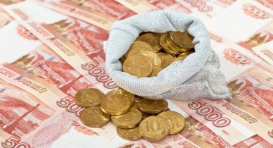 Валютой Крыма стал рубль.