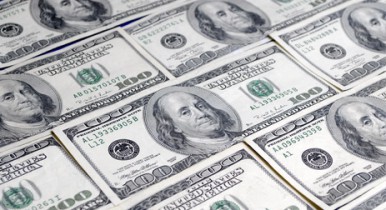 Доллар на открытии межбанка вырос до 10.50 гривен.