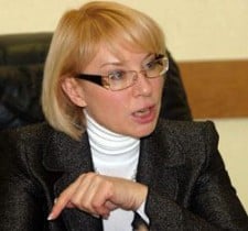 Минсоцполитики не может выплатить соцпомощь крымчанам из-за отключения электронной системы казначейства