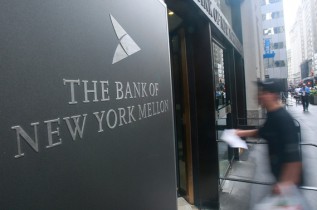 Банки Уолл-стрит заплатили 100 млрд долларов штрафов с начала кризиса