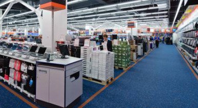 Продажи техники в украинских магазинах упали на 30-40%.