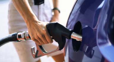 Цена на бензин может вырасти до 16 гривен, — мнение