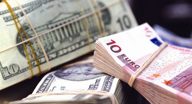 Чистый приток иностранной валюты в марте составил около 750 миллионов долларов