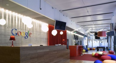 Google планирует внедрить рекламу в холодильники, автомобили, очки и термостаты