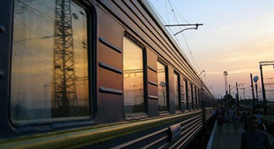 Возобновилась продажа жд-билетов в Крым и закрыто движение в Донецкой области