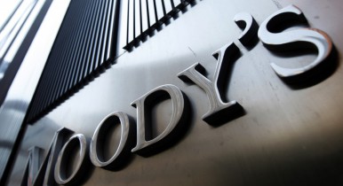Moody's ухудшило прогноз по суверенному рейтингу России
