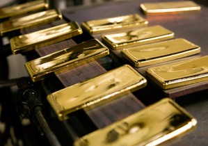 Мировой спрос на золото упал на 16%