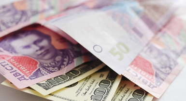 Межбанк закрылся долларом по 13,15 грн