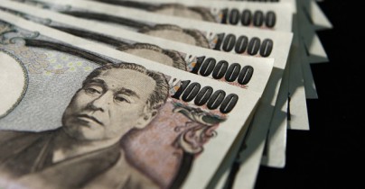 Украина сегодня получит $100 млн от Японии