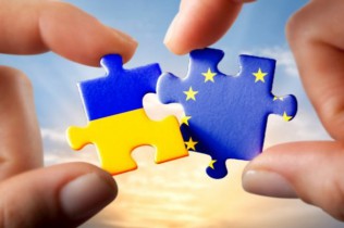 ЕС внесет изменения в свои документы, чтобы отложить ассоциацию с Украиной