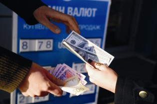 Мнение: Кто возрождает «черный» валютный рынок в Украине