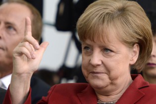 Меркель: ЕС не планирует расширять санкционный пакет в отношении России
