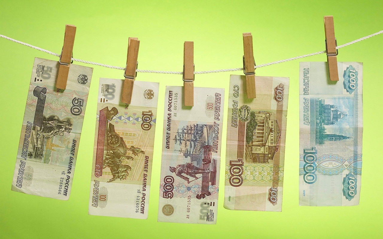 Россия планирует сменить национальную валюту
