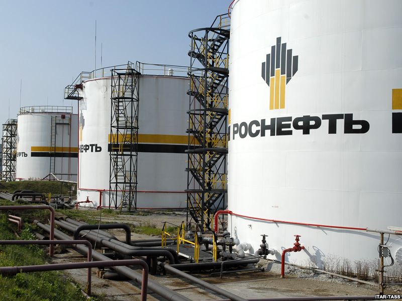 «Роснефть» провела крупнейшее в истории России размещение рублевых биржевых облигаций