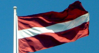 Баррозу назвал Латвию блестящим примером выхода из экономического кризиса.