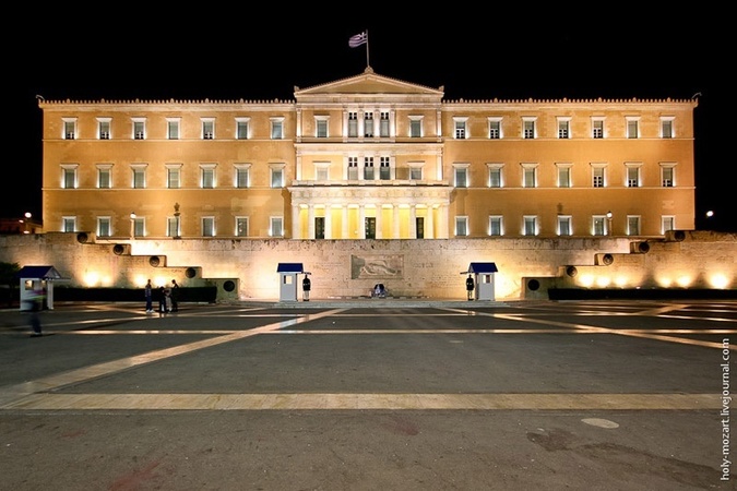 Парламент Греции принял план жесткой экономии
