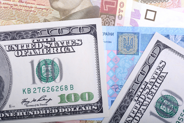 Национальный банк Украины  установил на 30 декабря официальный курс гривны на уровне  23,7907 грн/$.