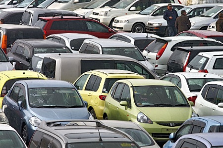 Рынок легковых авто в Украине в 2014 году сократился в 2,2 раза