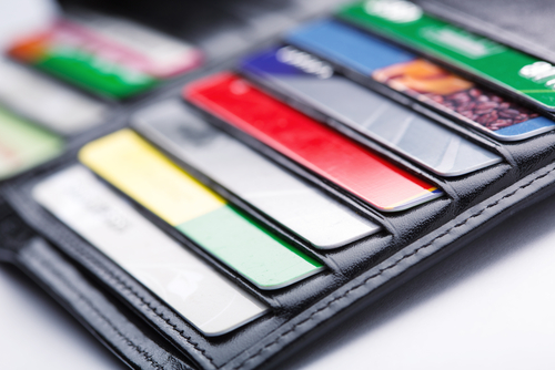 На что стоит обратить внимание при выборе кредитной карты?