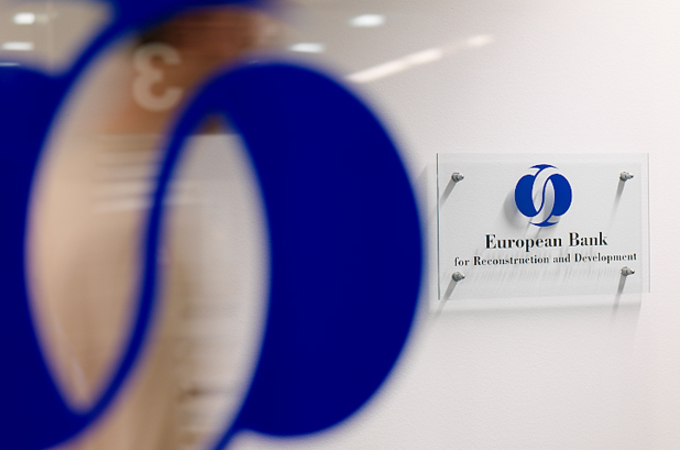 ЕБРР станет совладельцем двух украинских банков, входящих в группу крупнейших