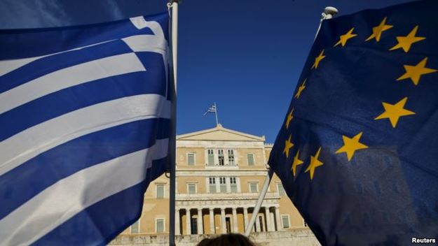 Еврогруппа утвердила краткосрочный кредит Греции
