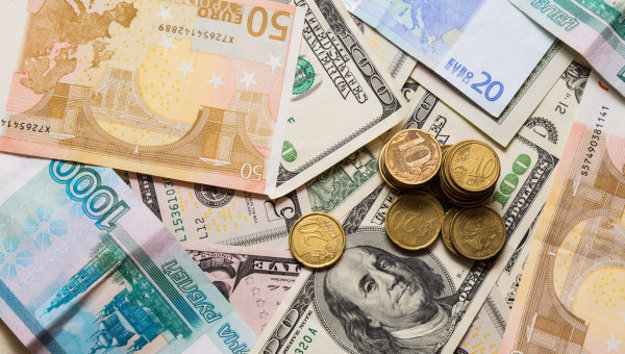 Наличный валютный рынок: доллары продают по 23,20 грн