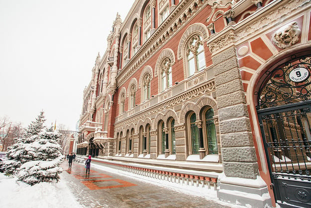 Украинцы в январе продали на $114,7 млн наличной валюты больше, чем купили.