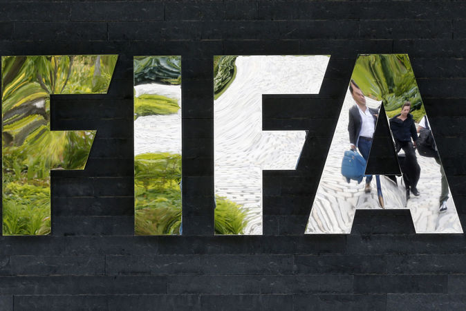 Делегаты FIFA одобрили реформы для борьбы с коррупцией, после недавних скандалов с президентом организации Йозефом Блаттером и главой UEFA Мишелем Платини.