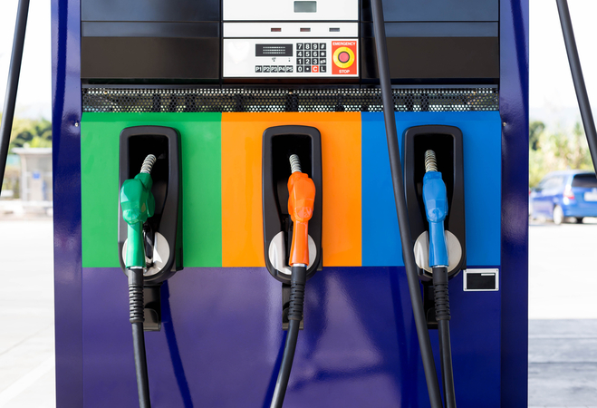 Средняя цена на АЗС на бензин марки А 95 премиум упала на 0,160% до 20,5144 грн.