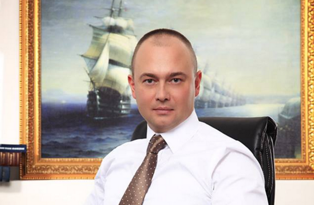 Национальный банк назначил директором департамента по регистрационным вопросам и линзированию Александра Завадецкого.