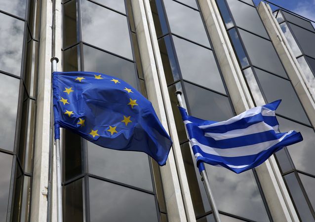 Глава МВФ Кристин Лагард заявляет, что Греция и МВФ далеки от соглашения, которое позволит стране получить новый кредит от Фонда.