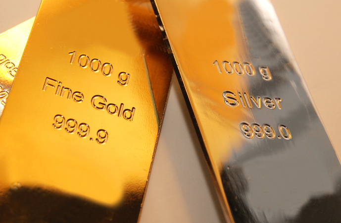 Стоимость золота и серебра в Украине выросла, палладия и платины упала.