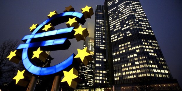 Ведущие немецкие экономические институты назвали отрицательные процентные ставки ЕЦБ «фундаментально необходимыми».