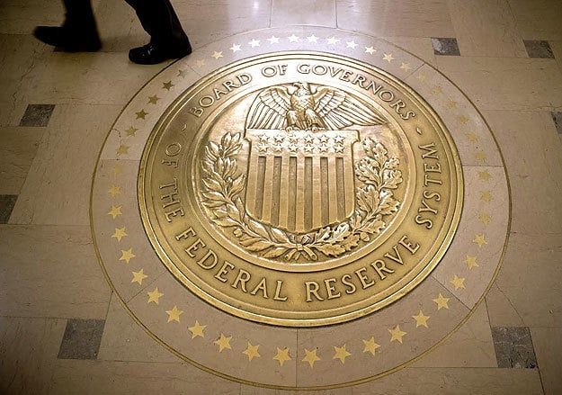 Федеральная резервная система США сохранила ключевую процентную ставку на уровне 0,25-0,5% годовых.