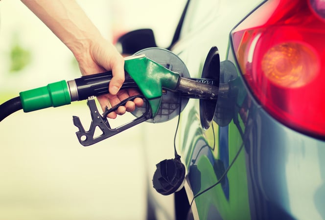 Средние цены на бензин и дизель не изменились, на газ цена упала.