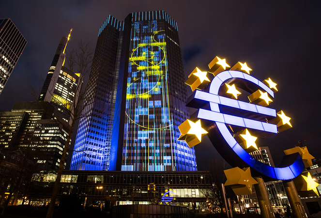 ЕЦБ купил корпоративные облигации немецкого автопроизводителя Volkswagen со сроком погашения в 2019 году, в рамках расширенной программы количественного смягчения.