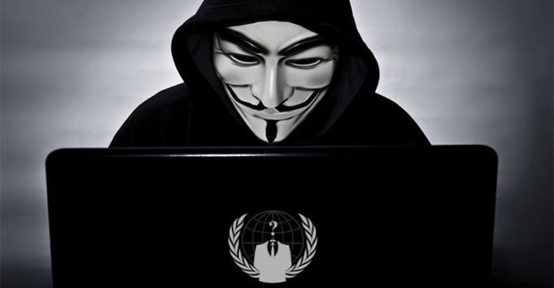 Интернациональная группа хакеров Anonymous «положила» сайты компаний миллиардера и финансового министра Чехии Андрея Бабиша.