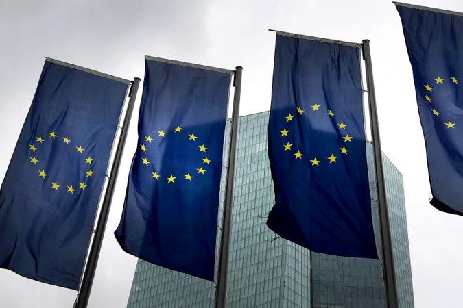 Чиновники Европейского центрального банка на июльском собрании согласились, что их реакция на Брексит не должна давать повод спекуляциям по поводу увеличения стимулов.