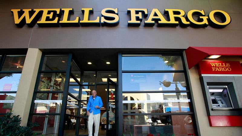 Один из крупнейших американских банков, Wells Fargo, был пойман на открытии счетов, без ведома клиентов.